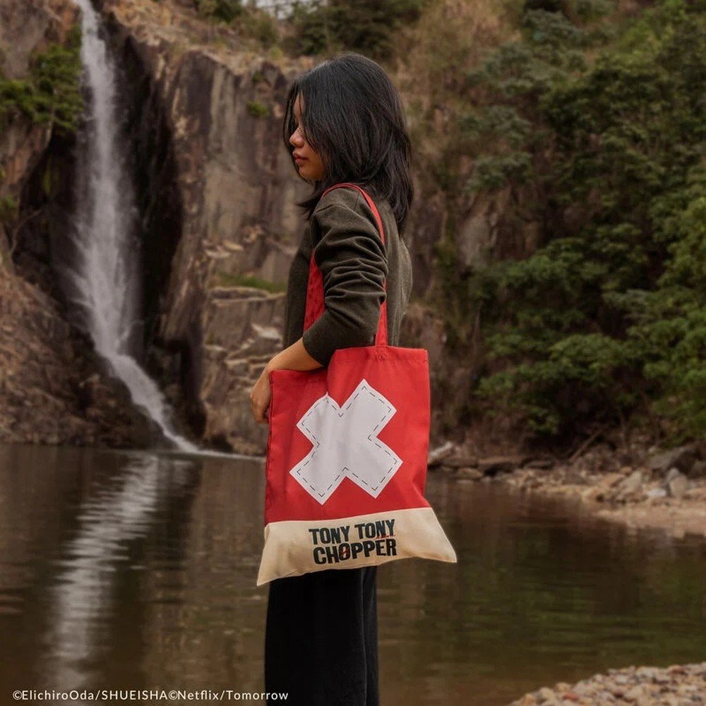 BOLSA TOTE CINEREPLICAS ONE PIECE NETFLIX TONY TONY CHOPPER.